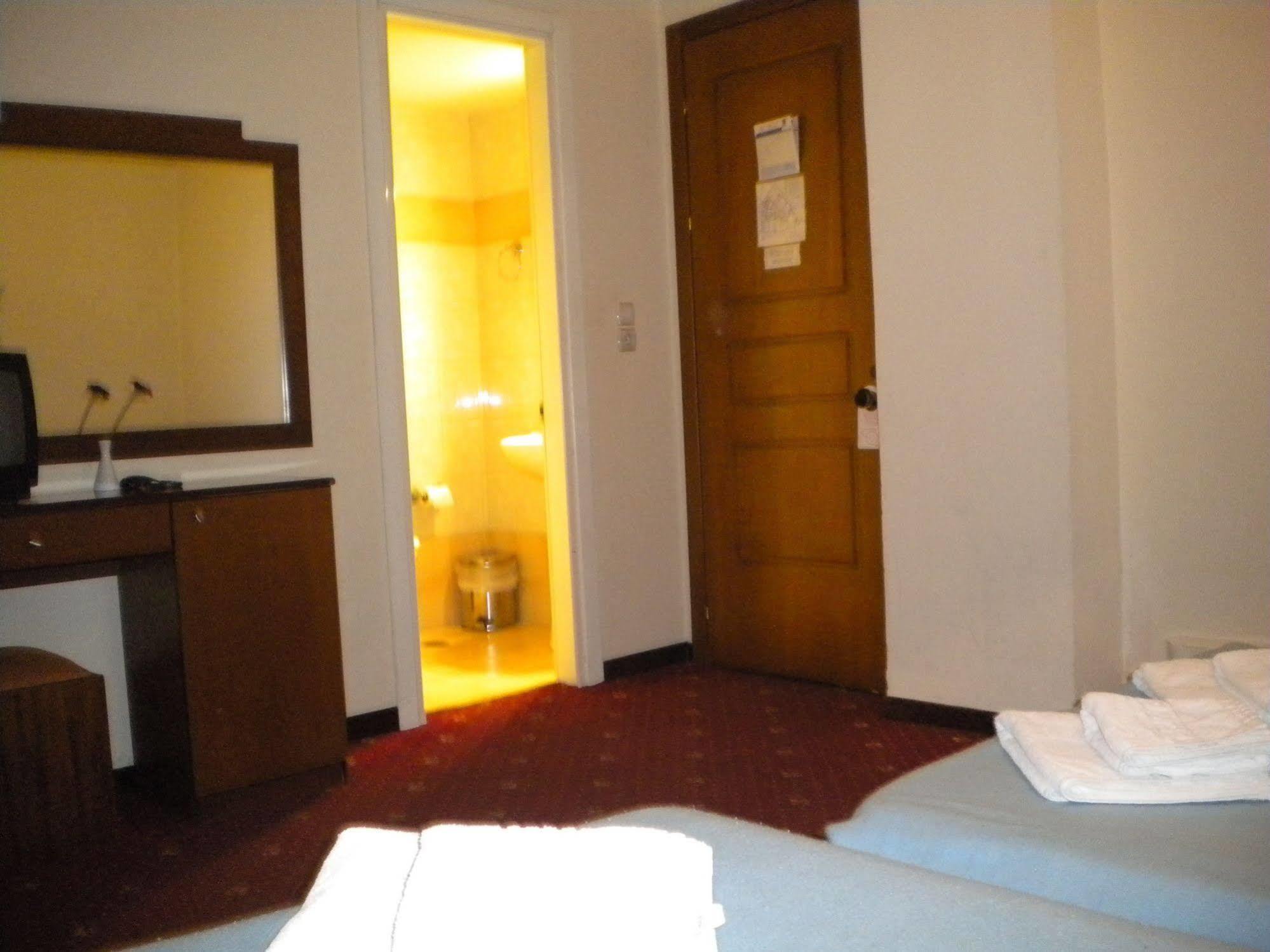 Athens Moka Hotel Exterior photo